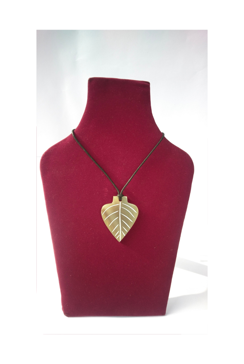 Handcrafted Horn Leaf Pendant Necklace