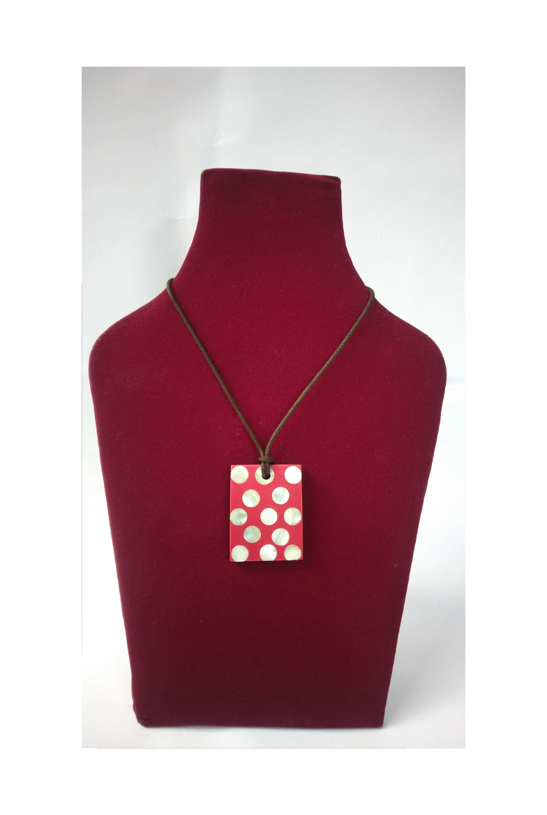 Resin Pendant Necklace Featuring Shell Dot Design