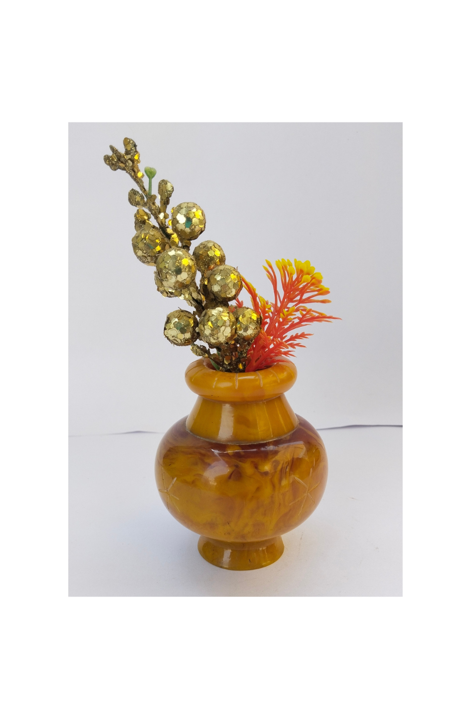 Handcrafted Resin Vase